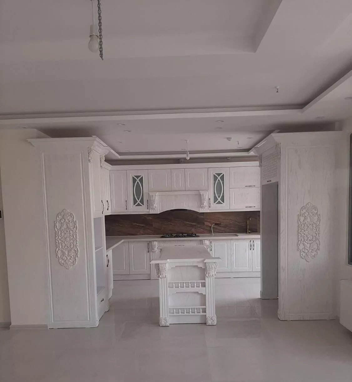 آپارتمان ۱۴۰ متری  محدوده خیابان امام رضا
