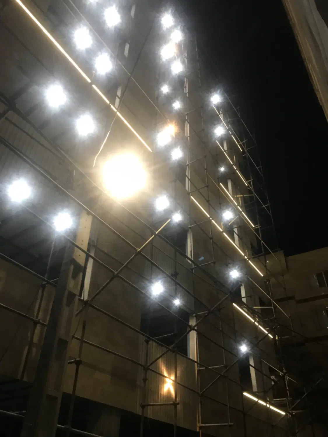 ۱۲۴متر سه خواب دو خواب مستر