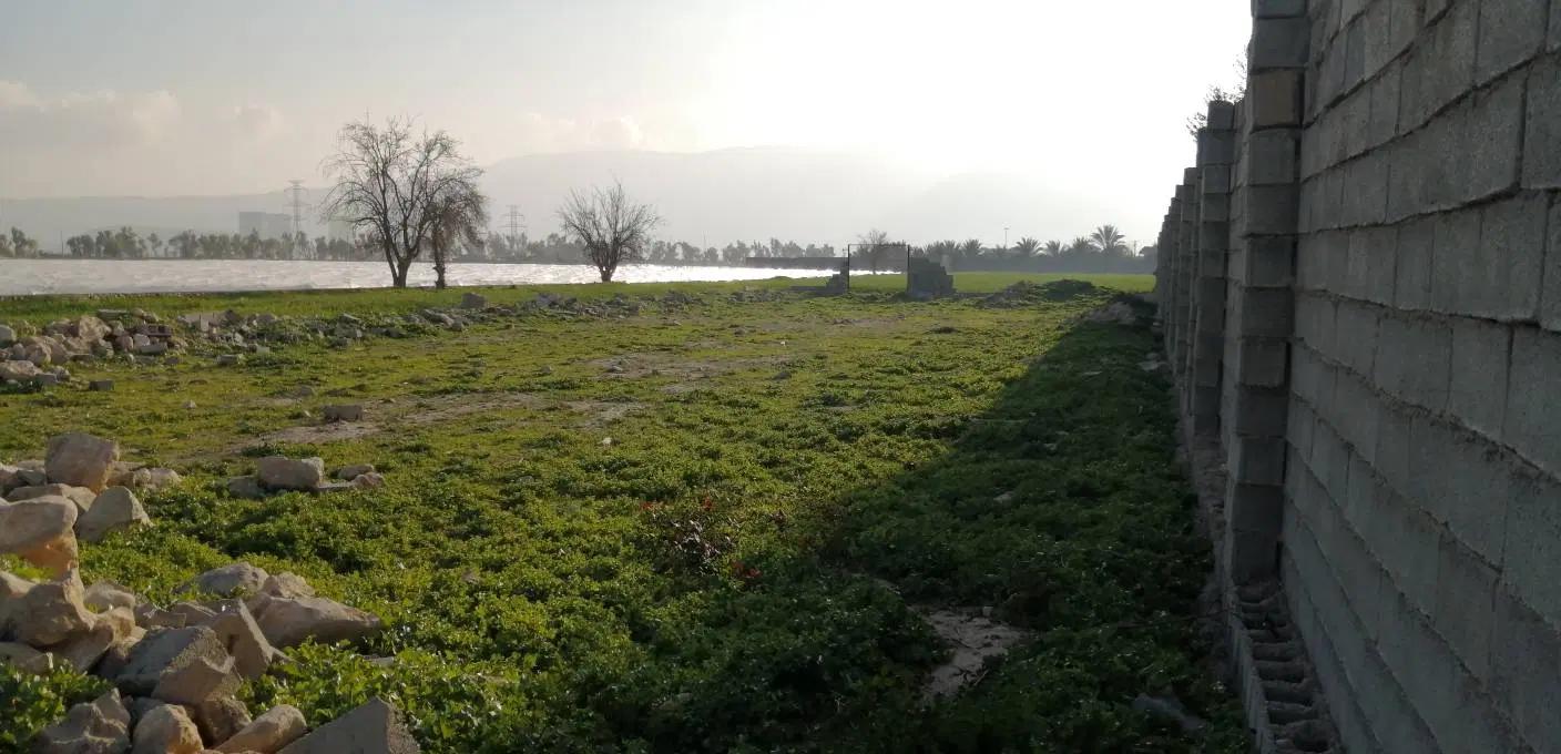 زمین۱۰۸۰متری کازرون