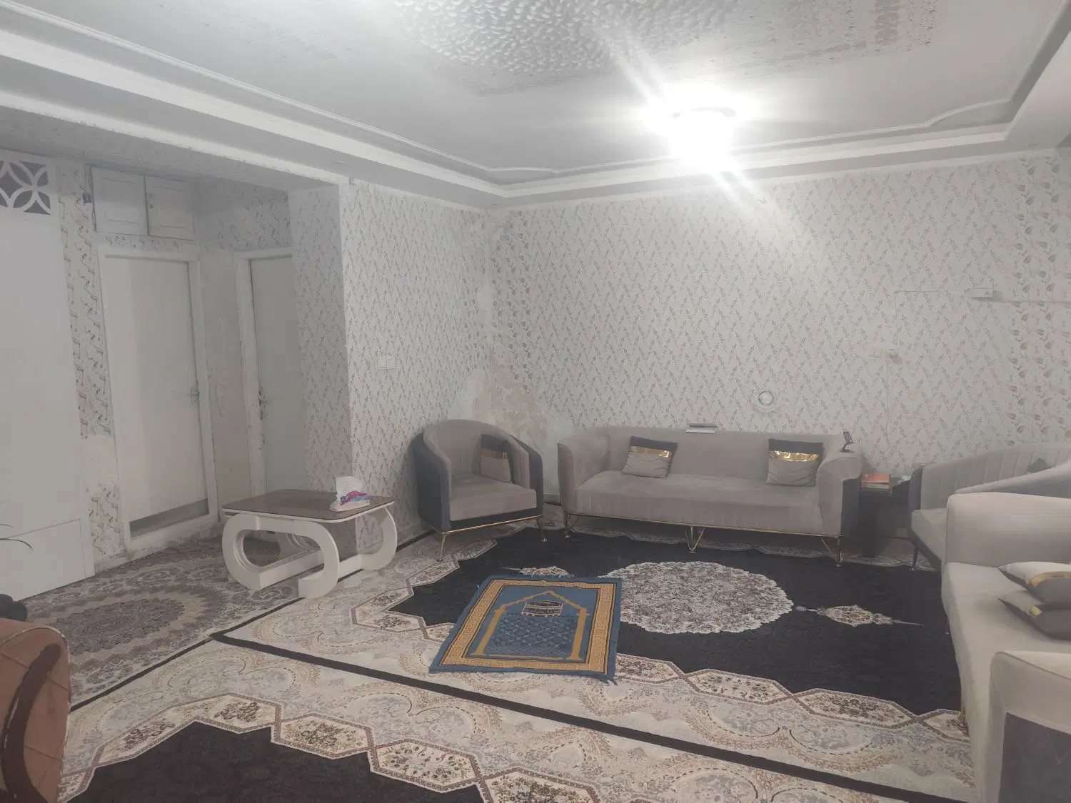 ویلایی دربست 2طبقه بنا و 2ممر