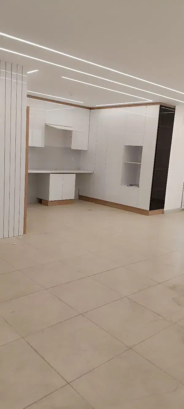 آپارتمان سه خواب تک واحدی
