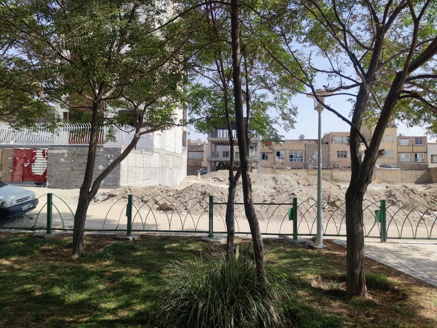 زمین مسکونی ۳ کله شمالی جنوبی شرقی