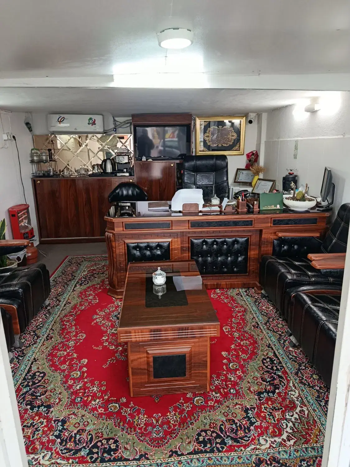 تجاری کارگاهی به متراژ512 دارای امتیازات  سند6دانگ