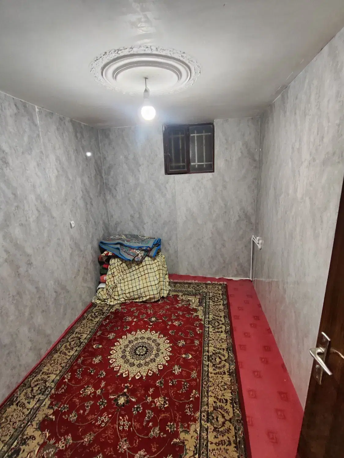 ویلا چوبی شیشه ای پاقلعه ، دوخواب