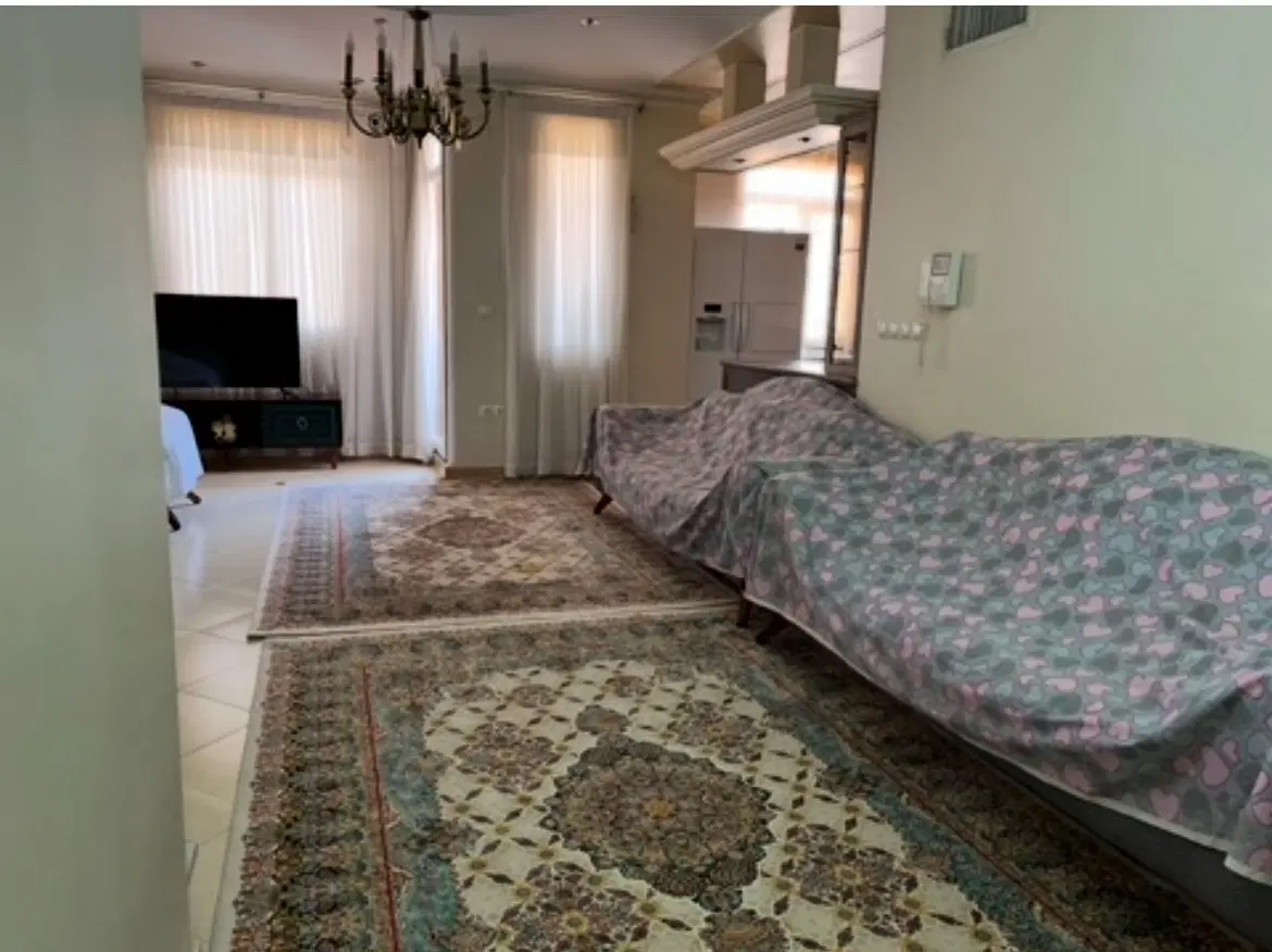 آپارتمان سند و پارکینگ دار