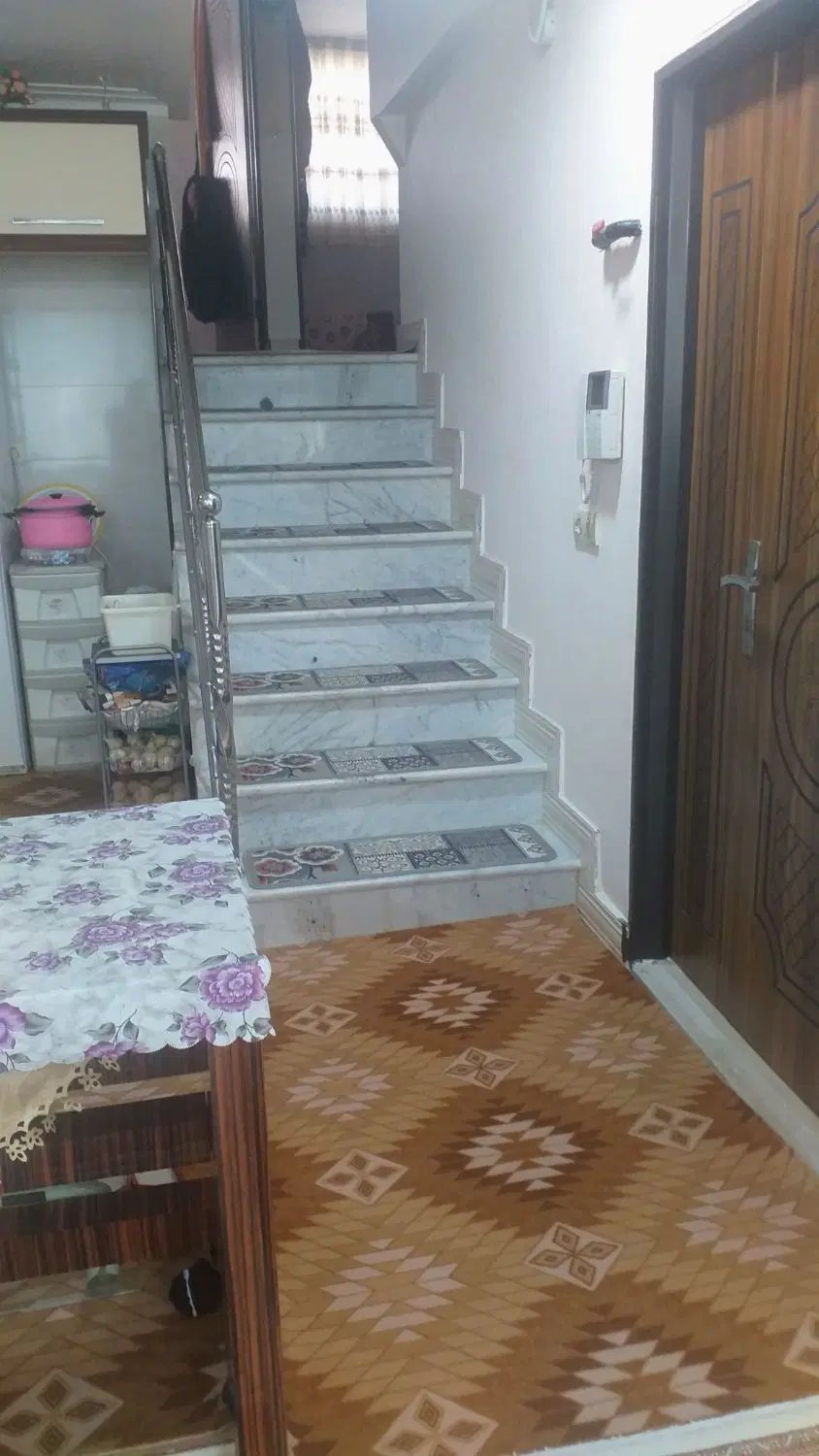 فروش منزل مسکونی دوطبقه ویلایی