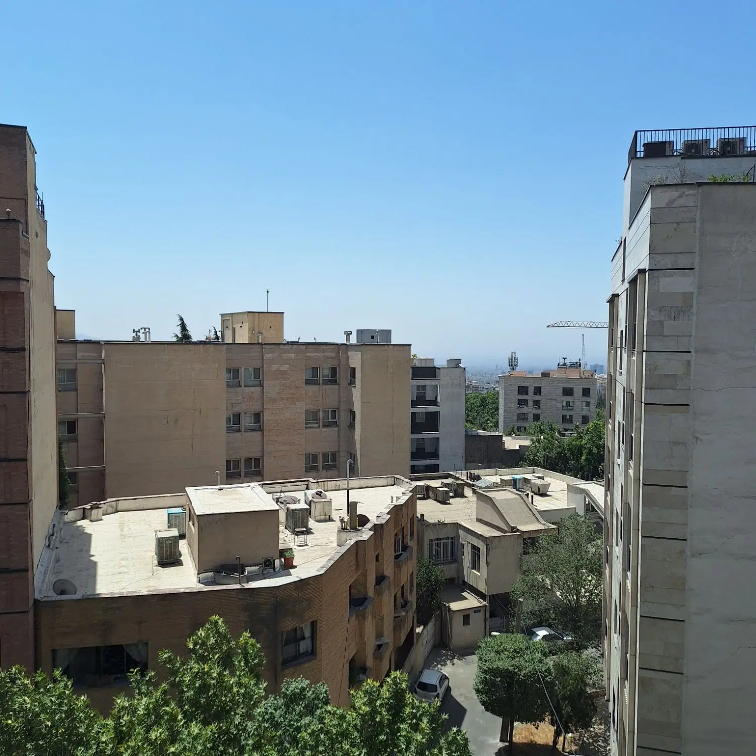 نیاوران 140 متر سه خواب