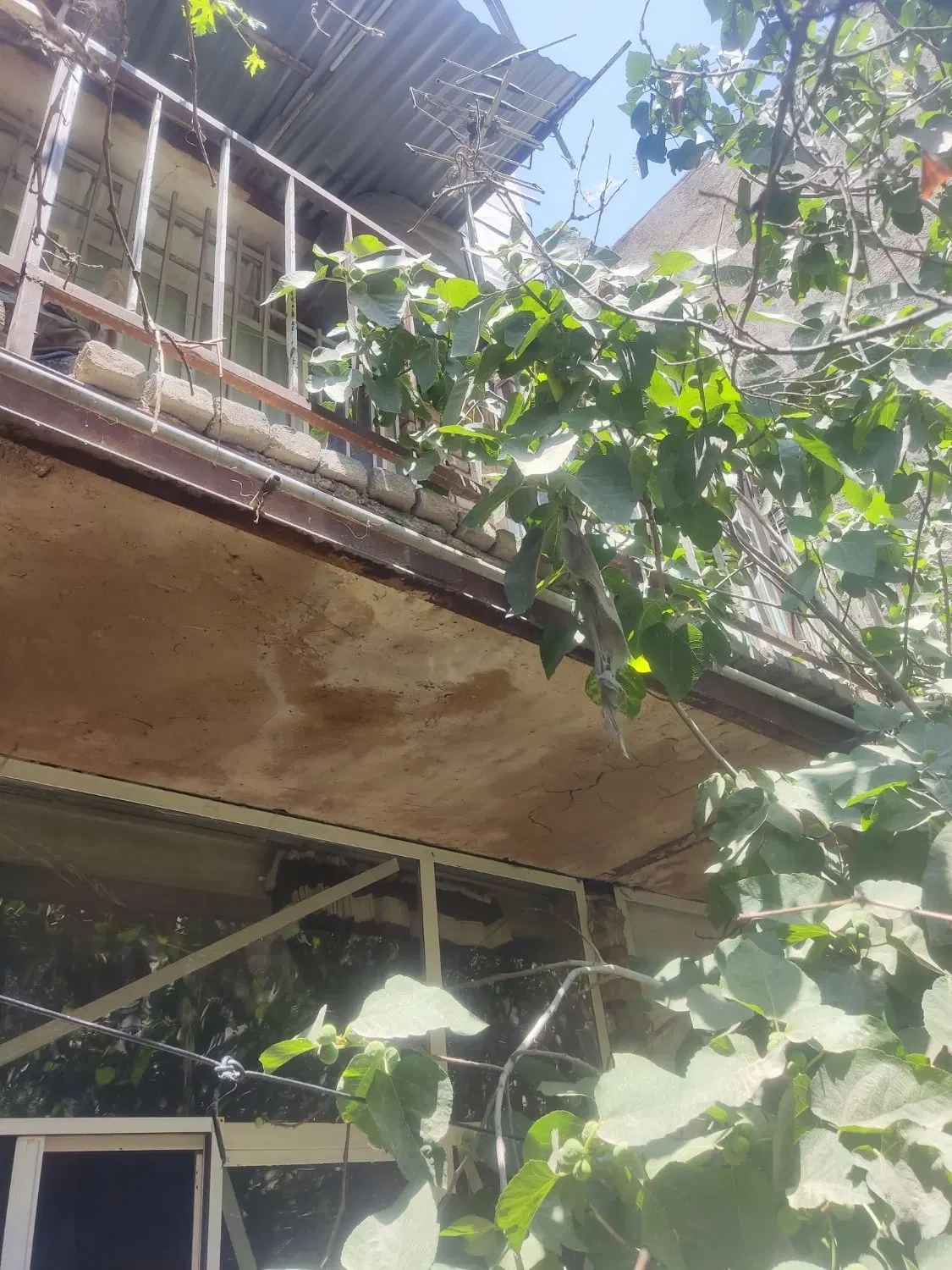 خانه ویلایی 168 متری در شادآباد