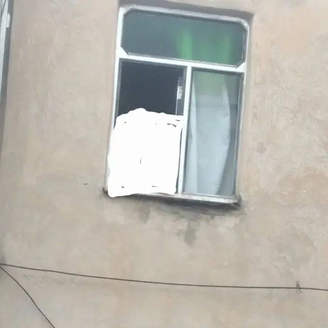 فروش خانه (۸۵متری) با مغازه تجاری ،درکامیاران