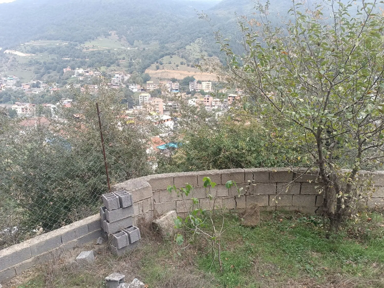 زمین شهری (پل سفید)