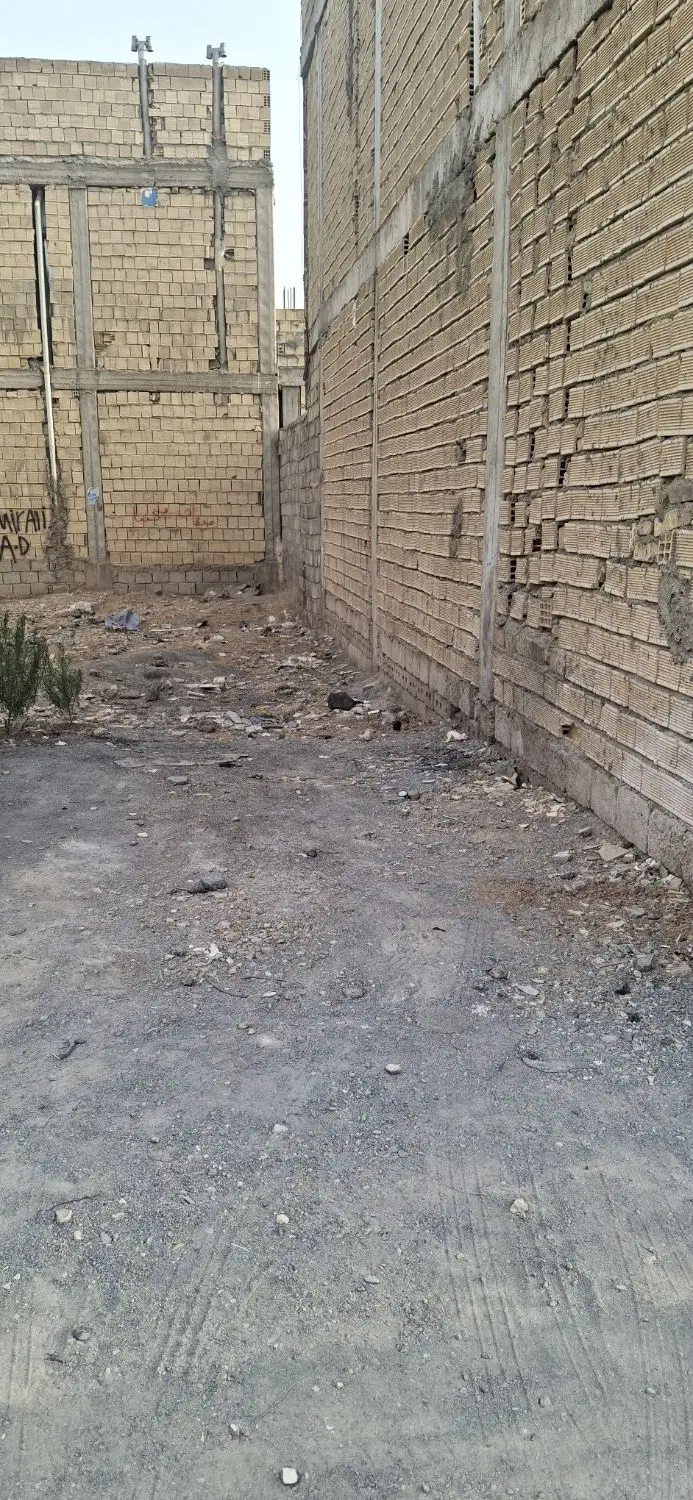 زمین مسکونی ۱۵۲ متر جنوبی