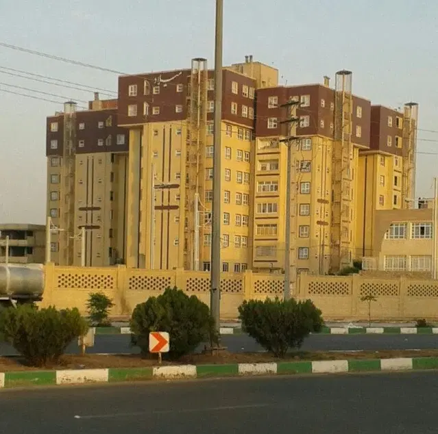 واحد ۱۱۰ متری دو خواب مجتمع میلاد بلوار جوان