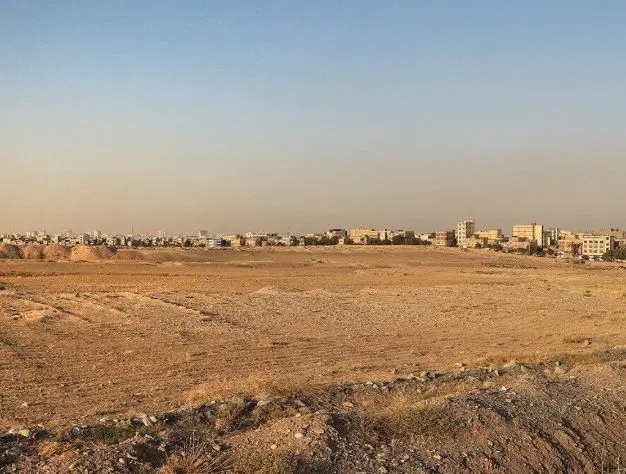 زمین ماهان