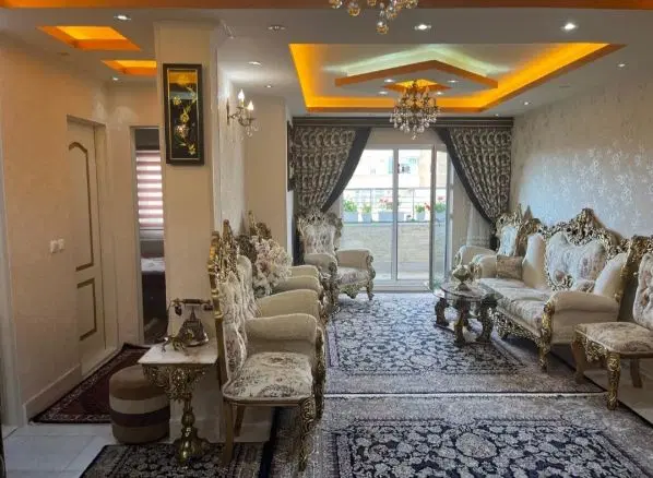 مجتمع پرنیان پونک