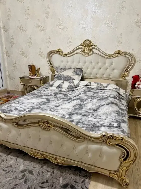 همخونه خانم
