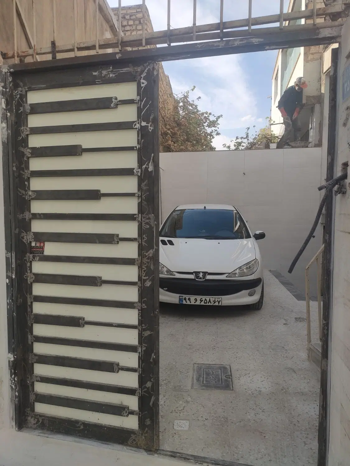 منزل دو طبقه بازسازی شده