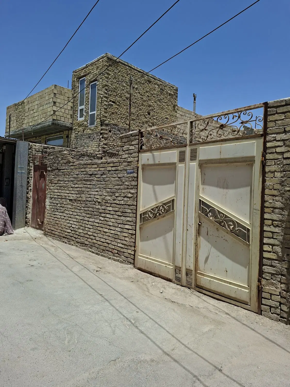 نیمه ساز اکرم آباد