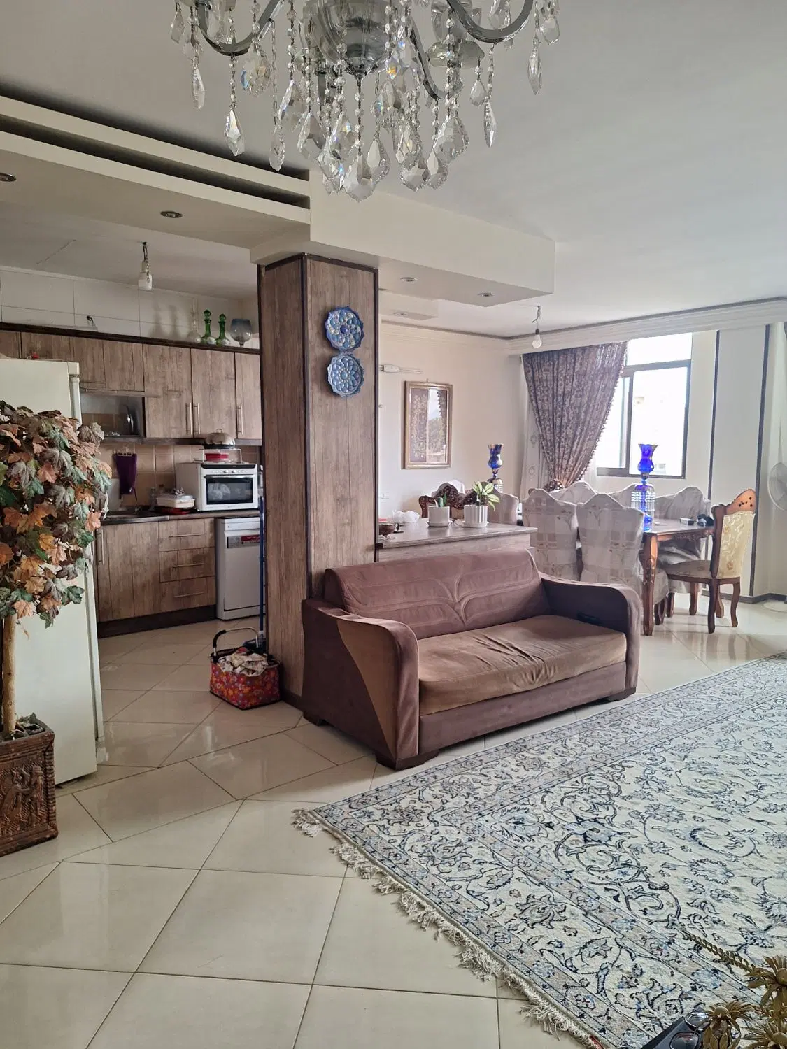 آپارتمان ۱۱۵متری بر مسجدلنبان طبقه چهارم