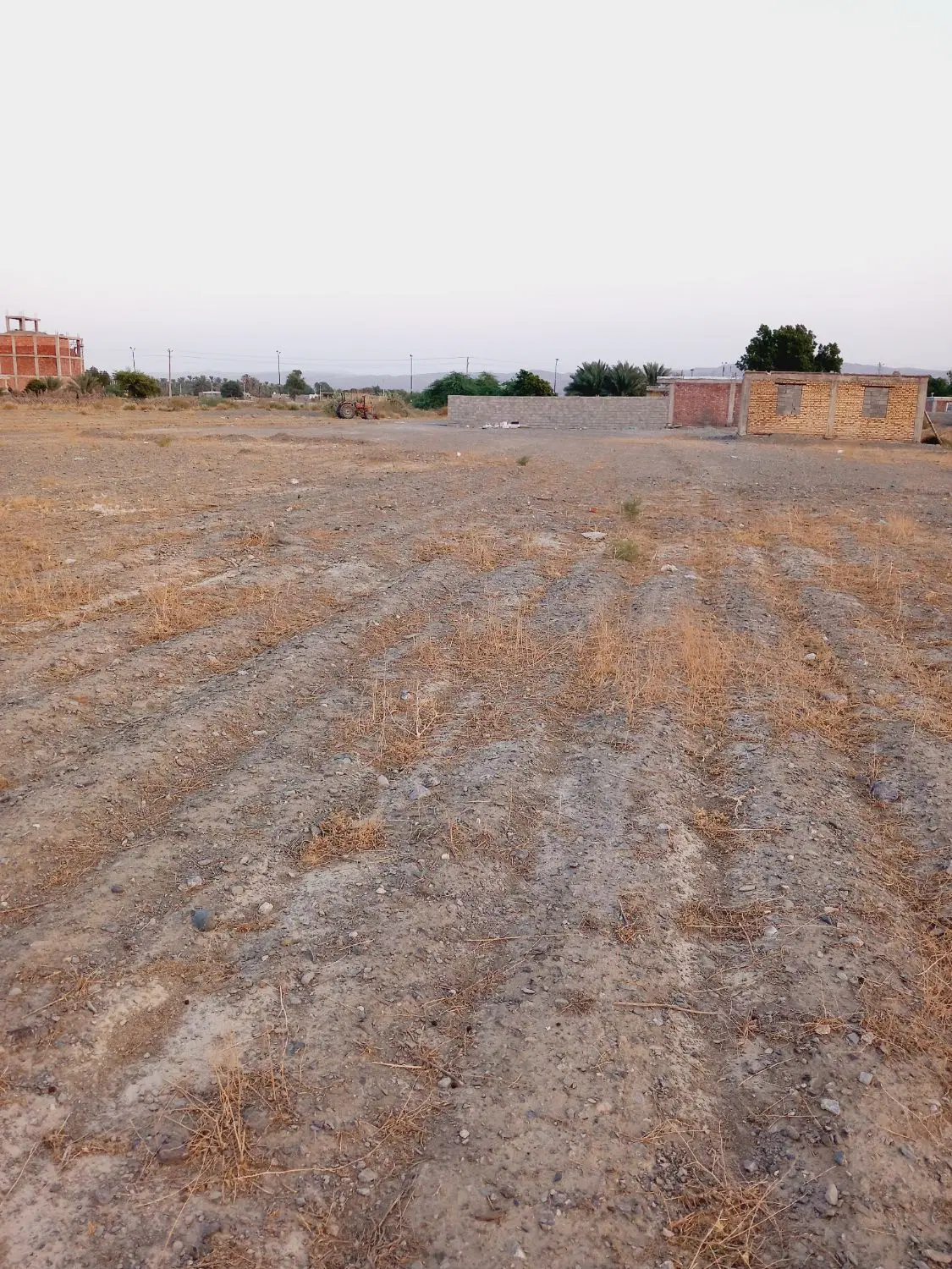 زمین مسکونی