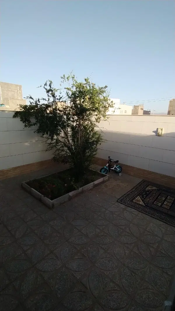 باغ سمت باغران