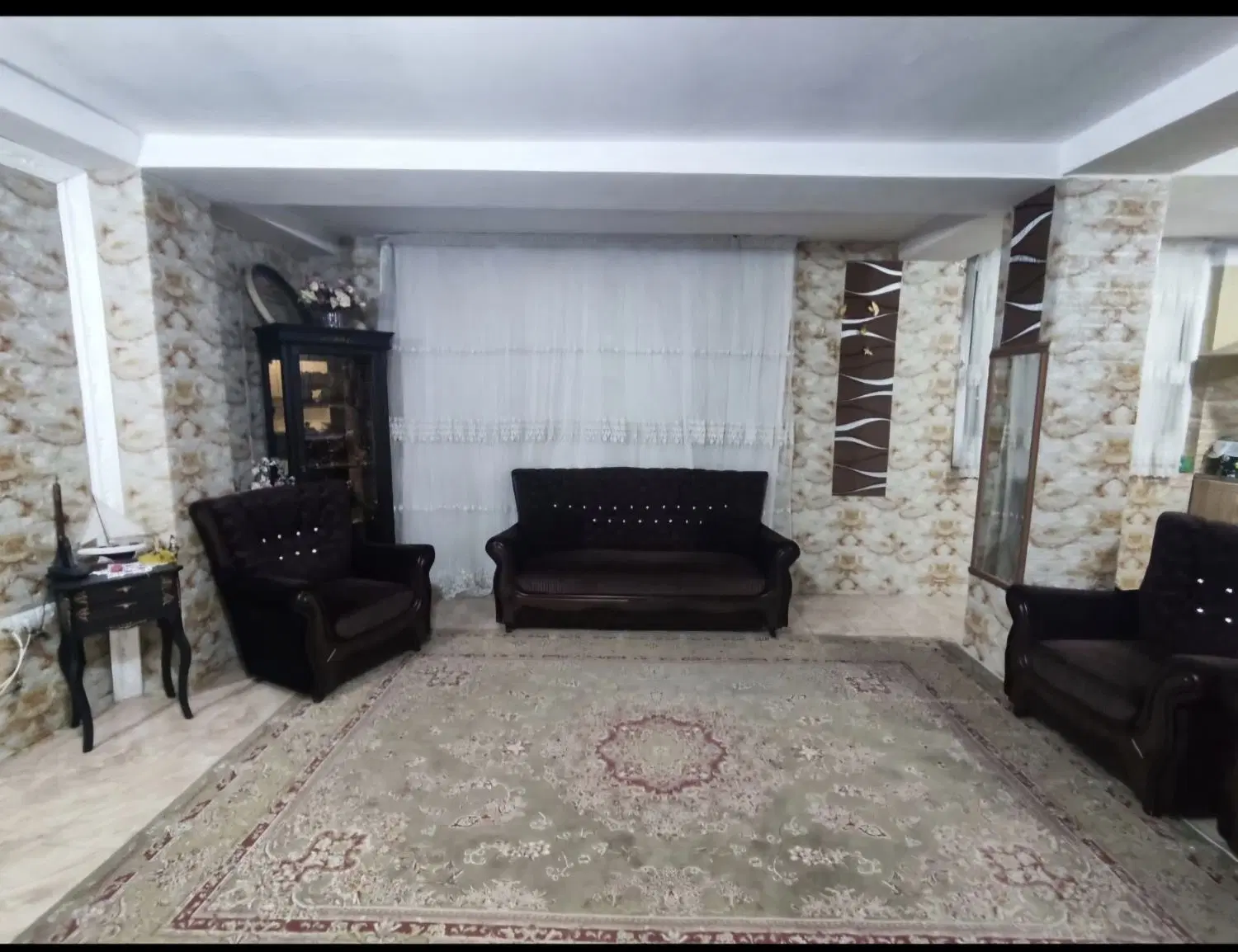 واحد ۸۴ متری رهن کامل