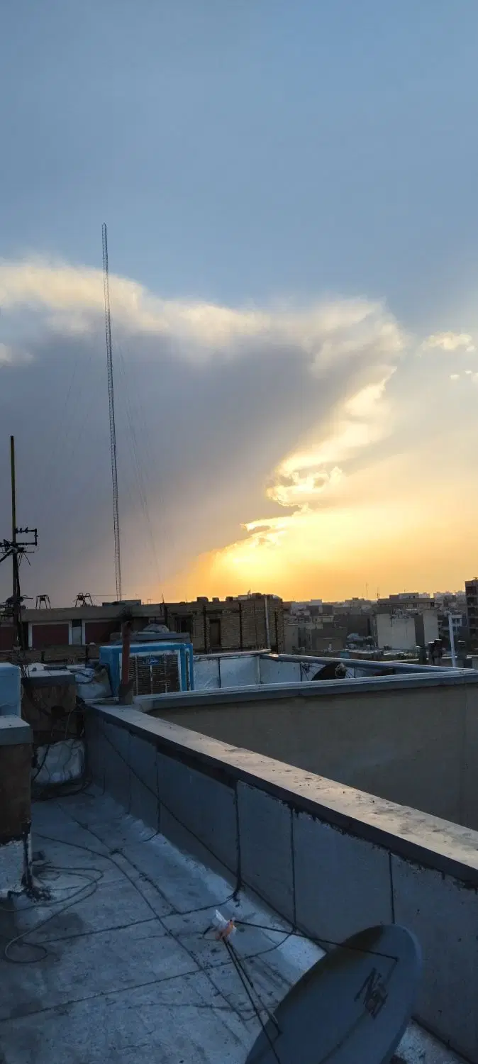 کلنگی ۳ طبقه