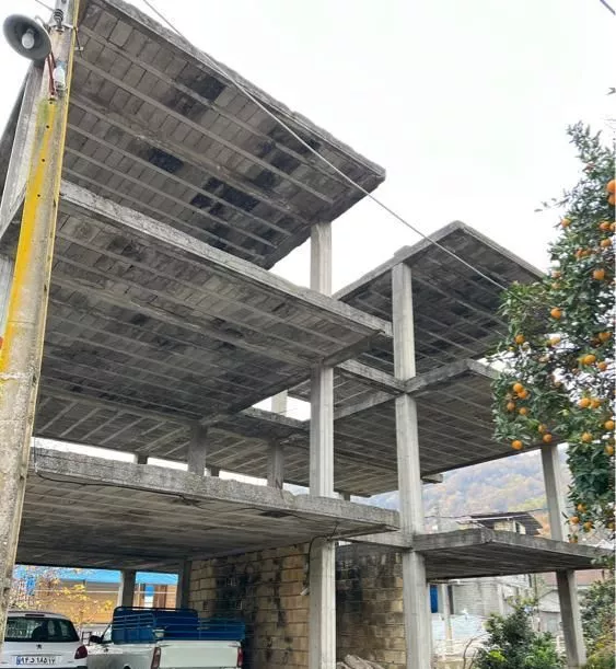 ۴۰۰ متر زمین با ۵۵۰ متر اسکلت سندششدانگ