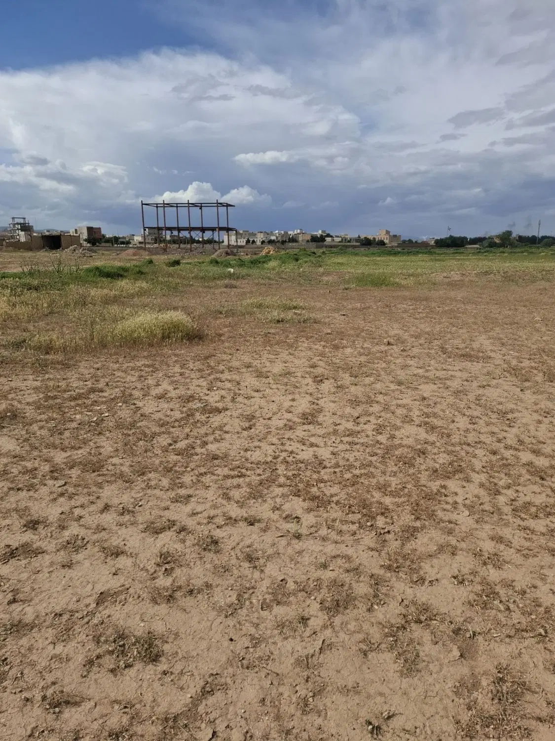 فروش فوری زمین مسکونی 126 متری