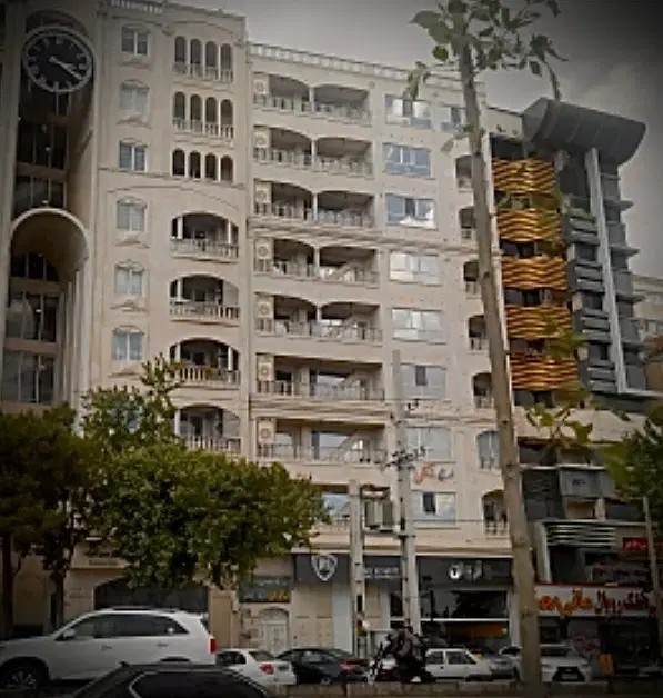 تجاری بر ستارخان