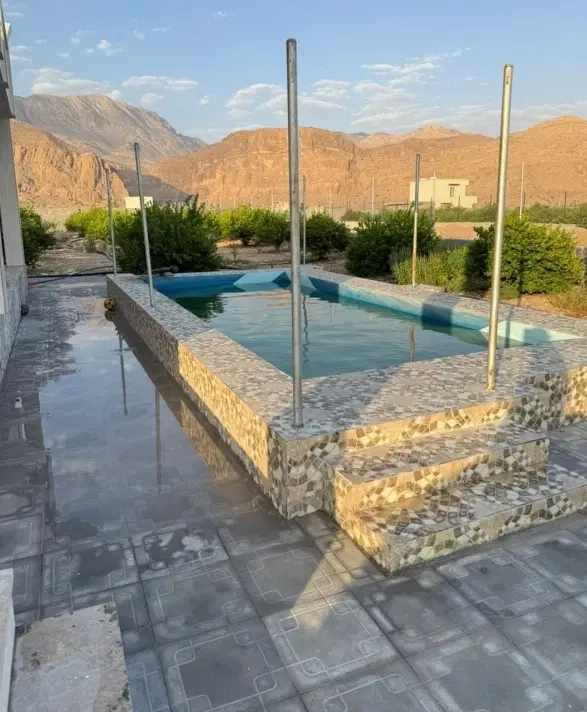 فروش باغچه ۲۵۰۰ متری کنار جاده اصلی