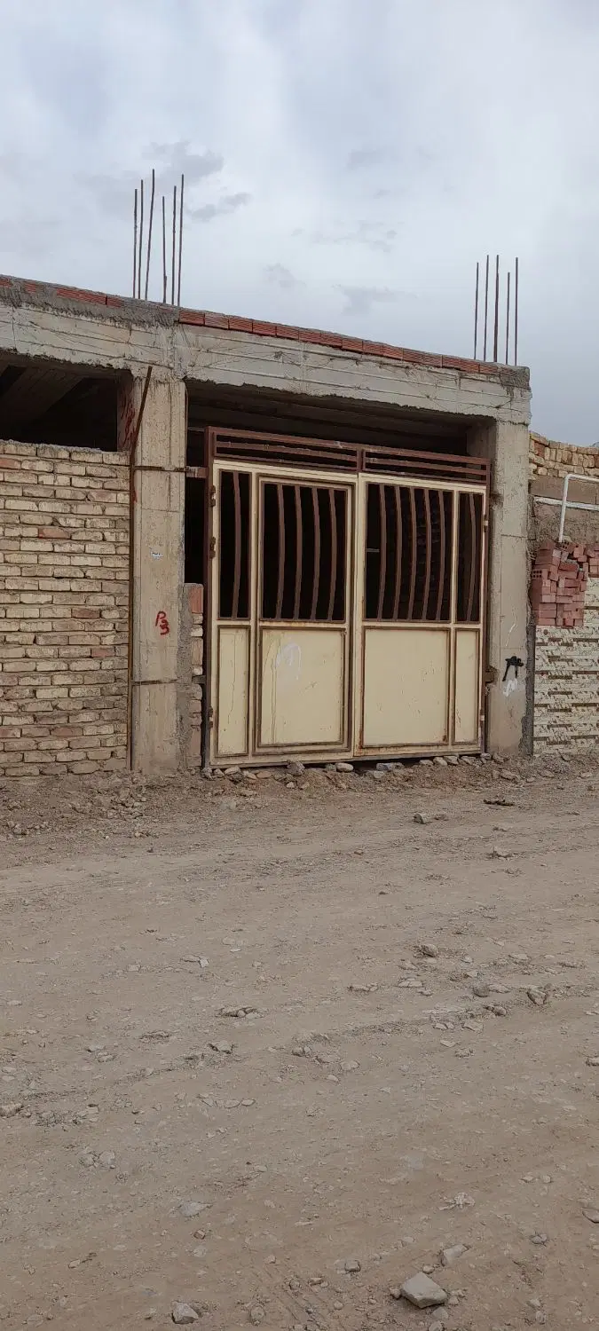 بسمی تعالی ساختمان نیمساز اسکلت بتن خیلی محکم