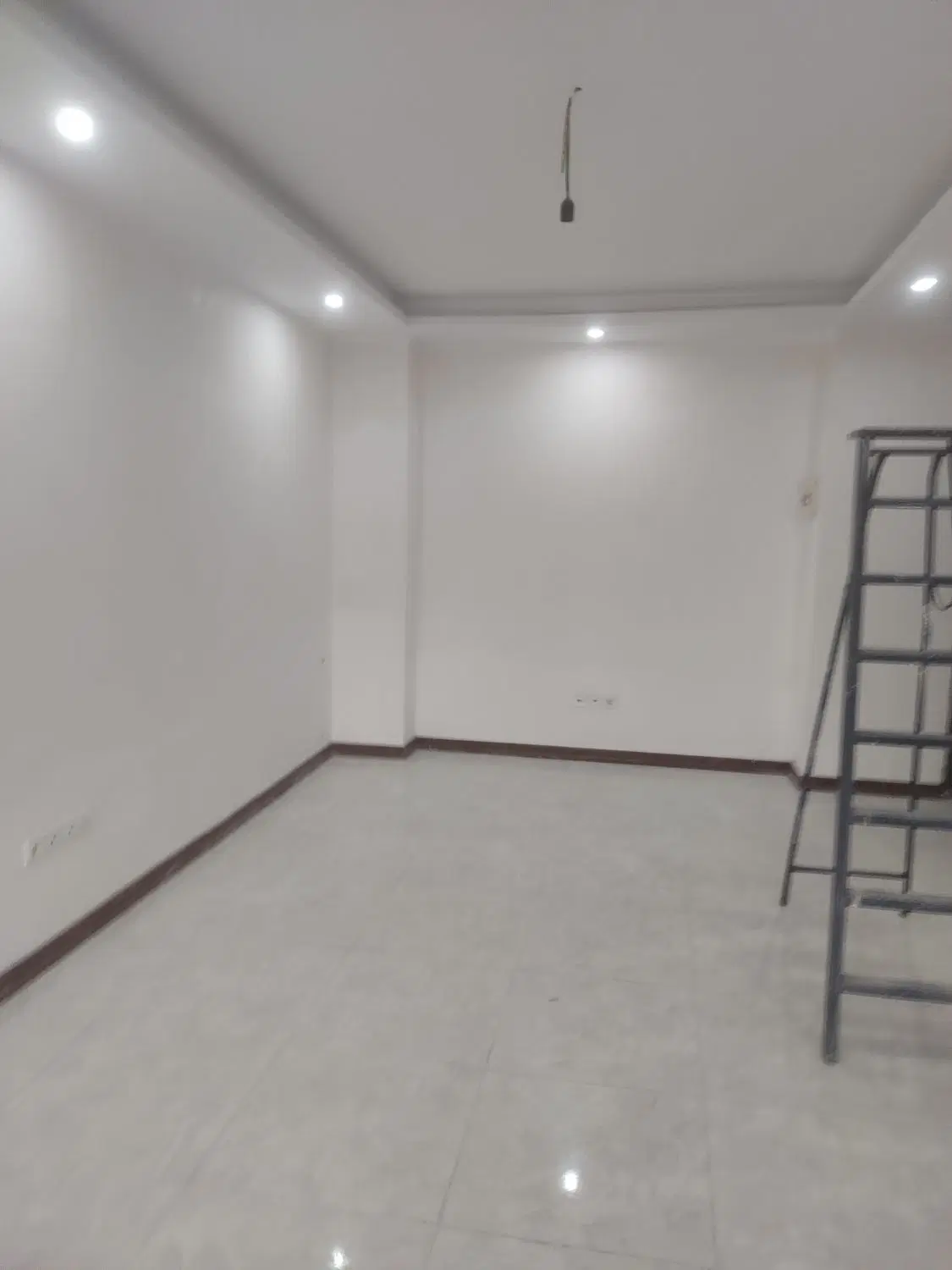 رهن اجاره آپارتمان نو ساز فول امکانات