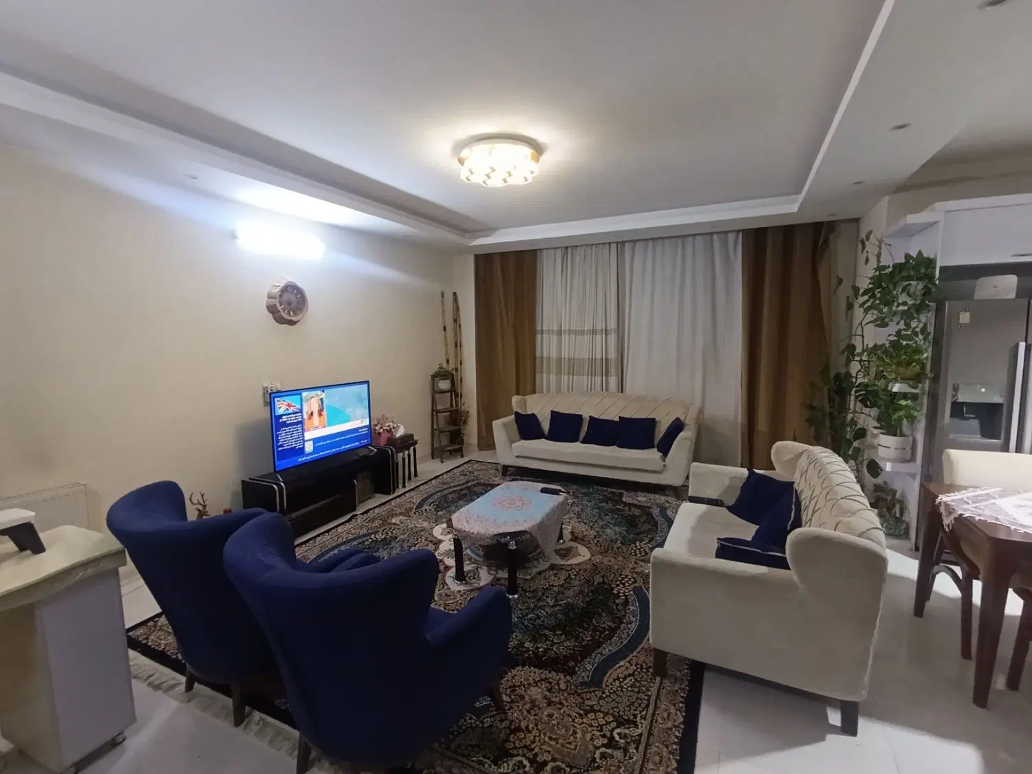 88mجنوبی عطار فول امکانات غرق نور  شاهین شهر