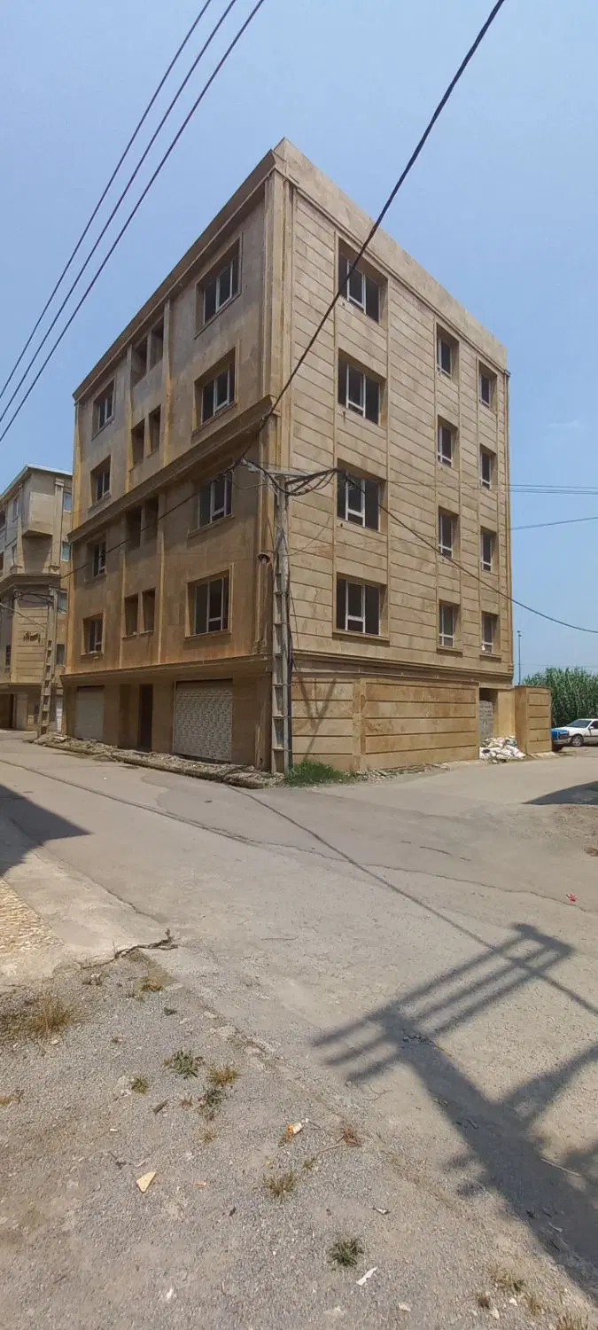 آپارتمان ۹۵ متری نوساز