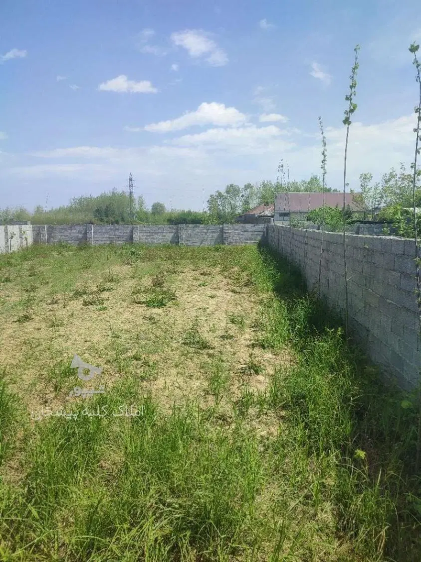 زمین مسکونی و کاربری دار