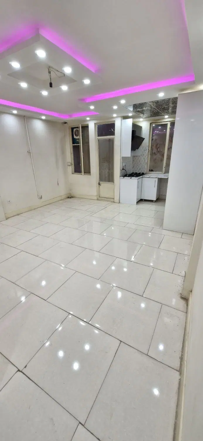 ۶۵متر با پارکینگ و انباری طبقه دوم