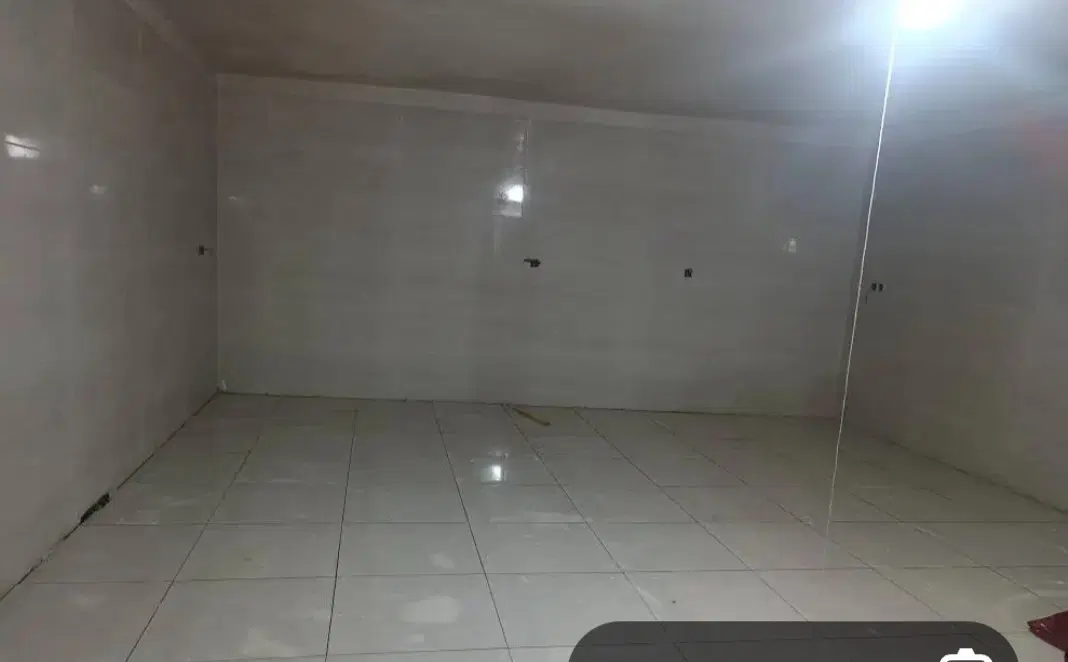 زیر زمین برخیابان عباسی