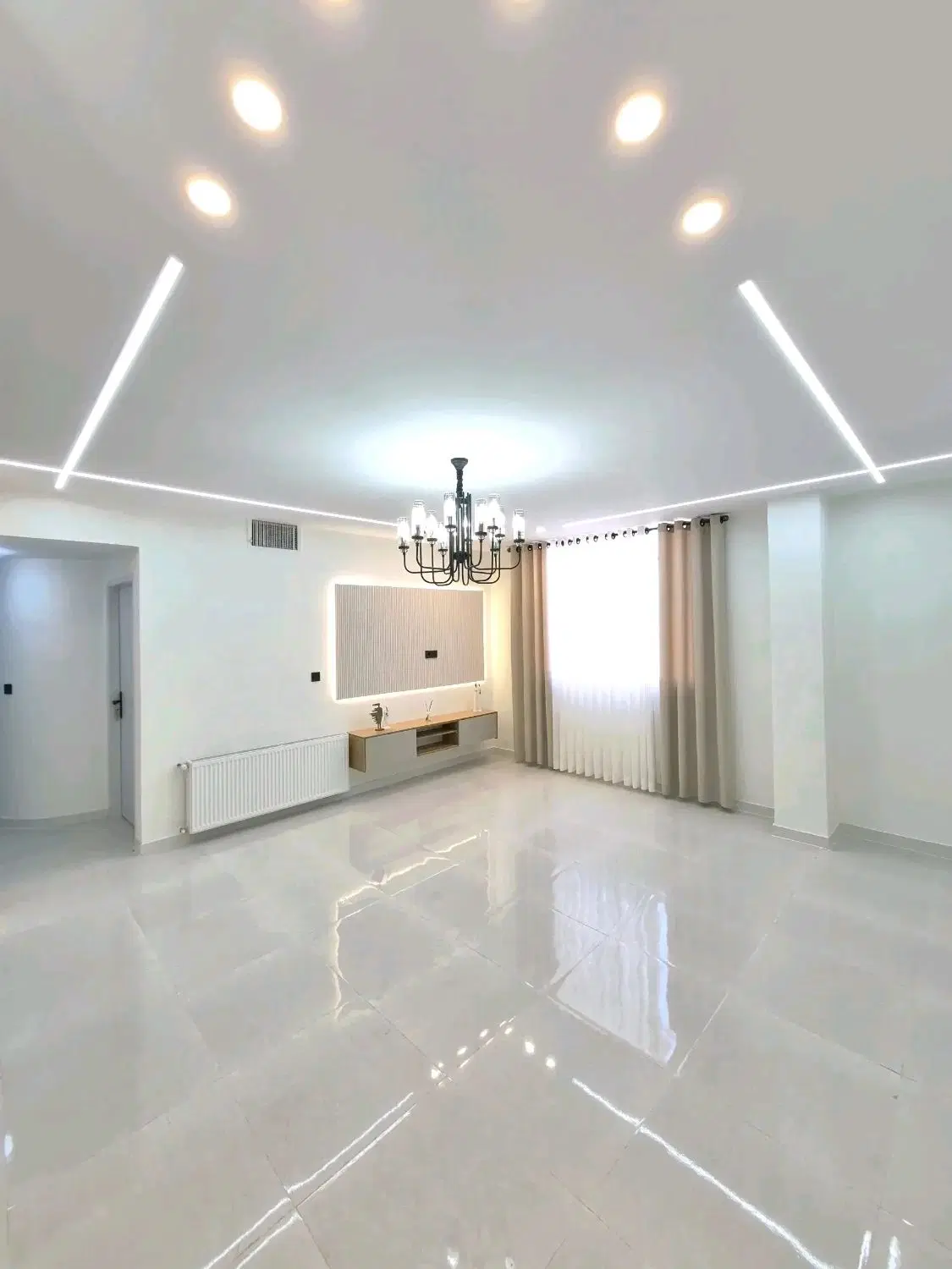 ۸۵ متر دو خوابه طبقه دوم (مالکم)