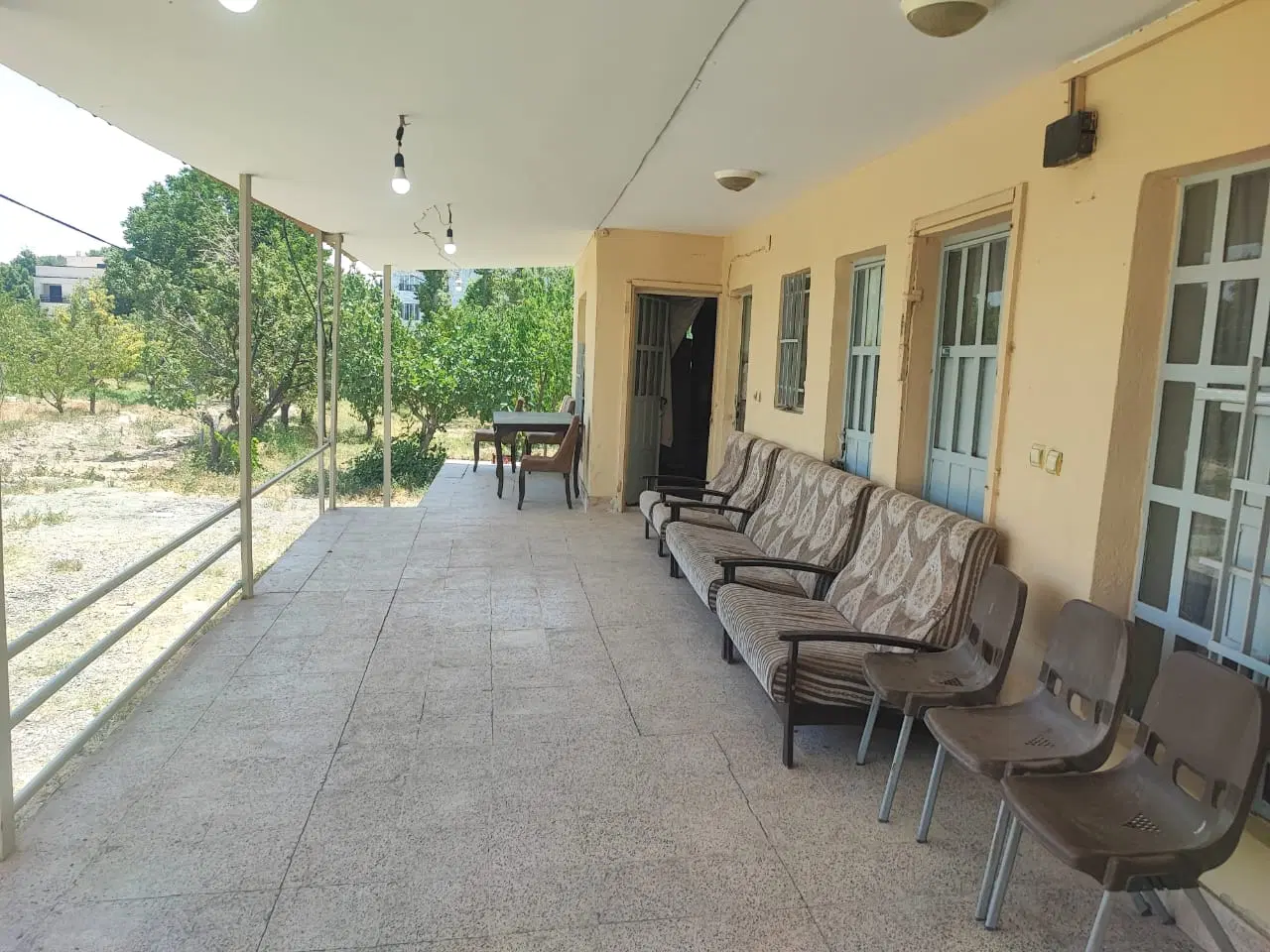 باغ هکتاری در بکه