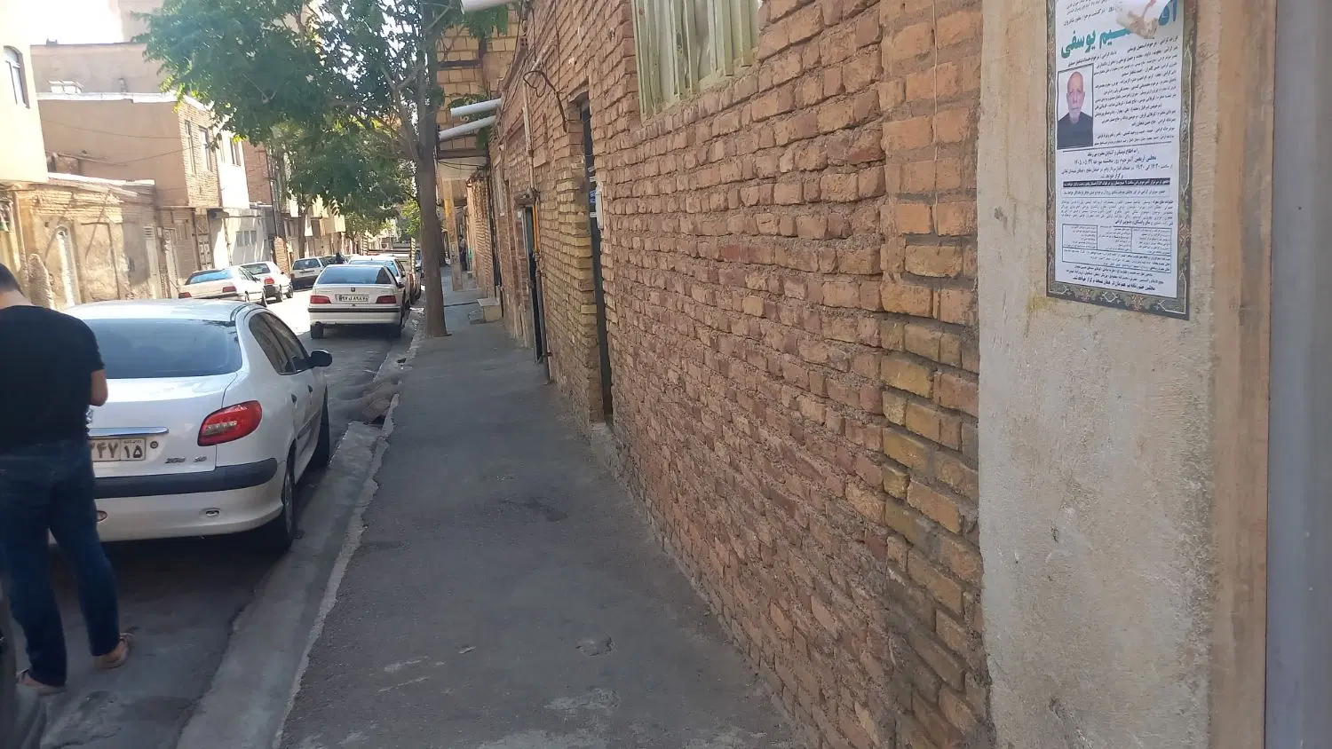 خانه کلنگی به متراژ ۱۷۰ متر مربع