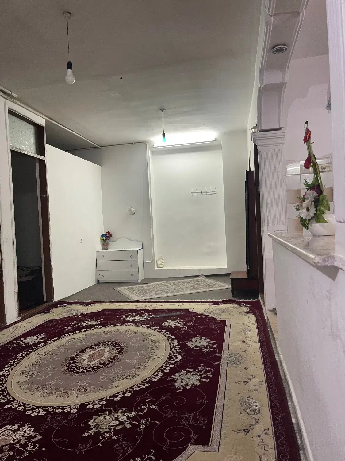 ۱۳۰متر خانه ویلایی با تجهیزات کامل و پارکینگ