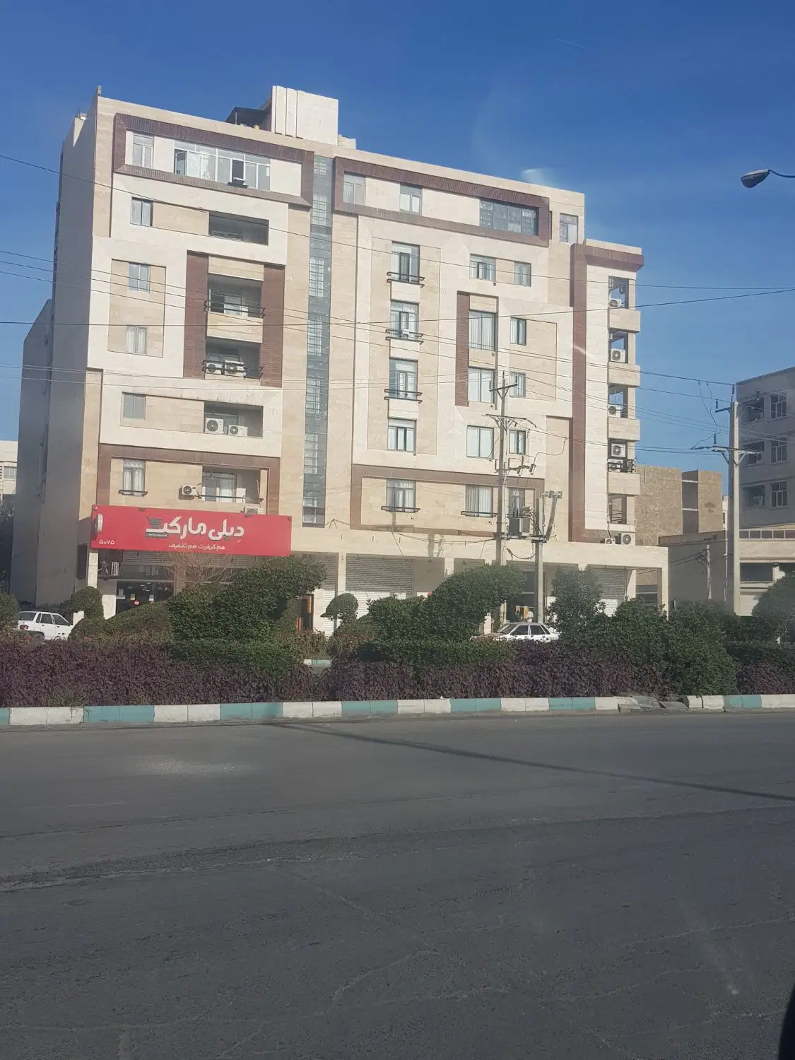 اجاره مغازه کلید اول در بهترین لوکیشن اصلی گلستان