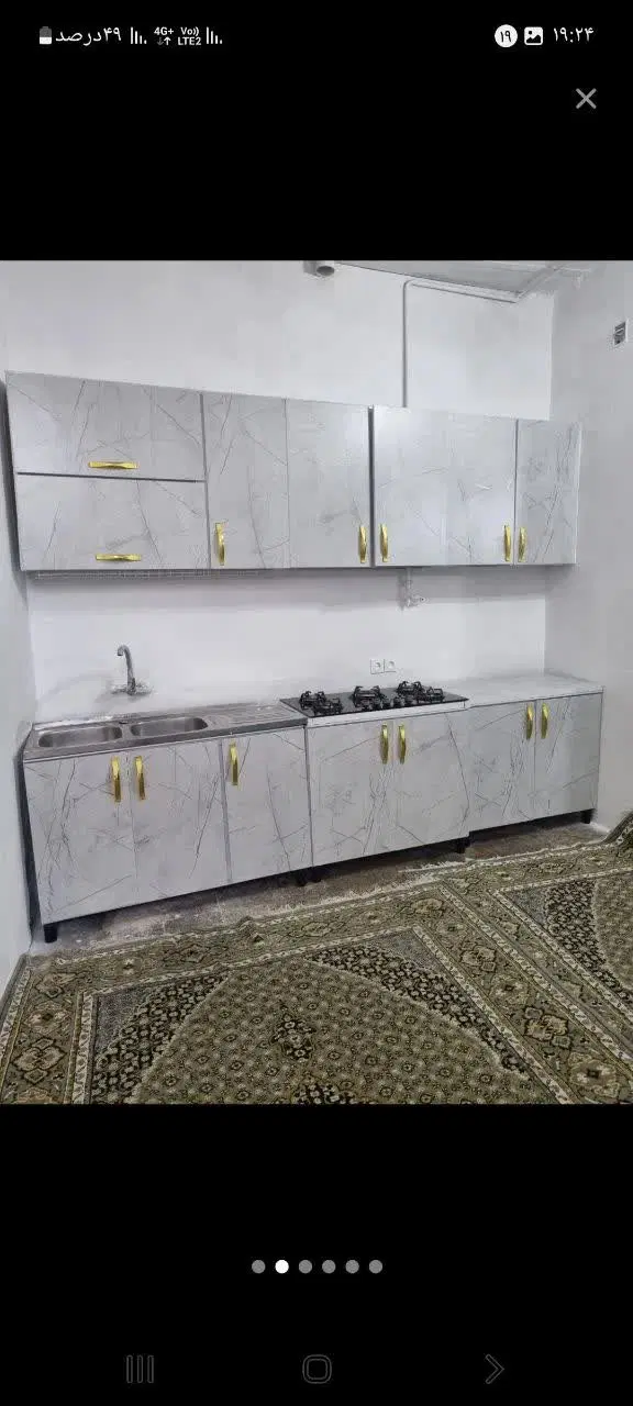 خانه 100 متری ساختمان سمت راست