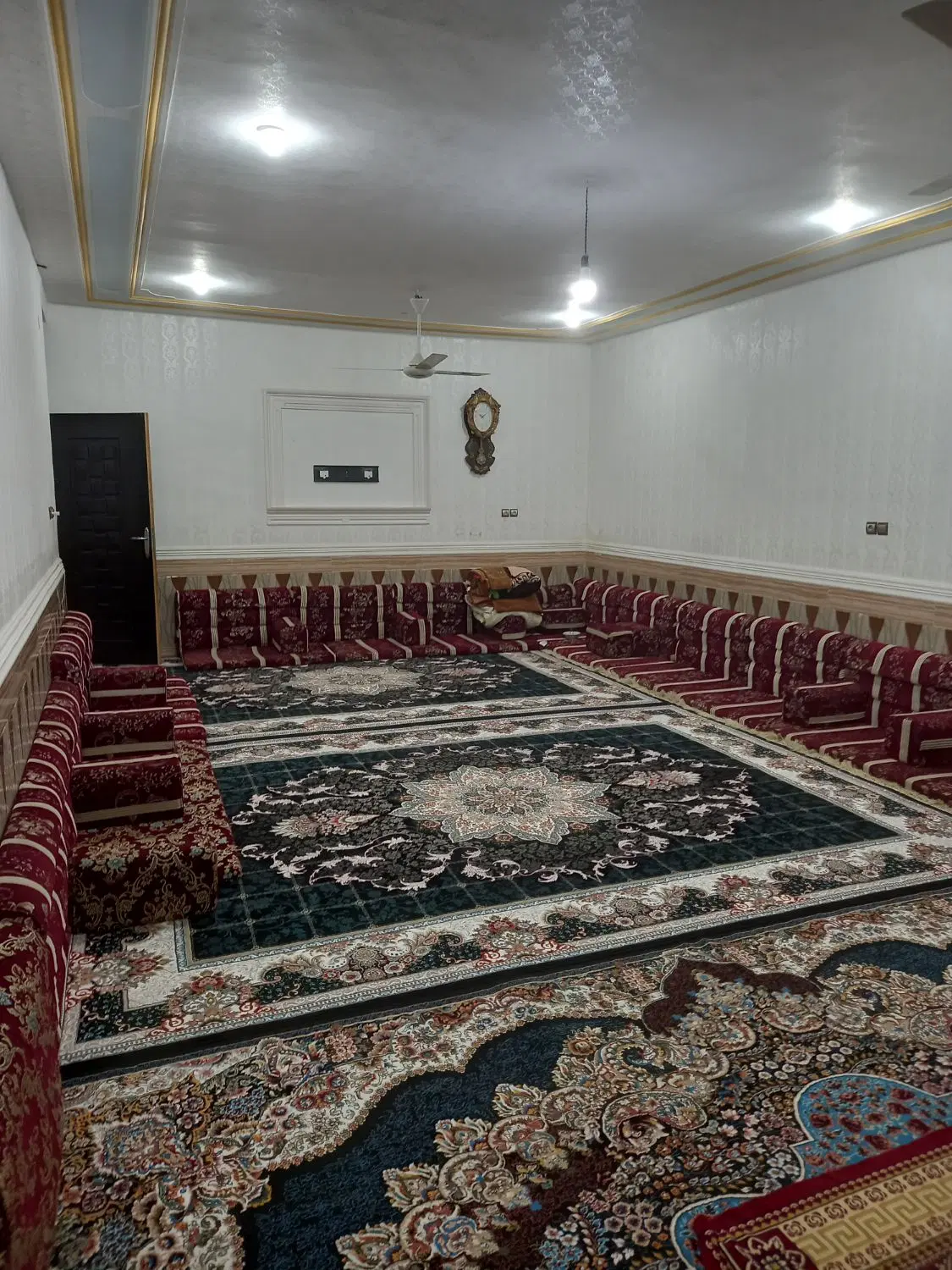 خانه ۳۷۰ متر کوی سادات