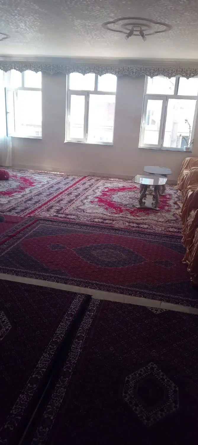 فروش آپارتمان یک پیلوت سه طبقه درمحدوده سلمان آباد