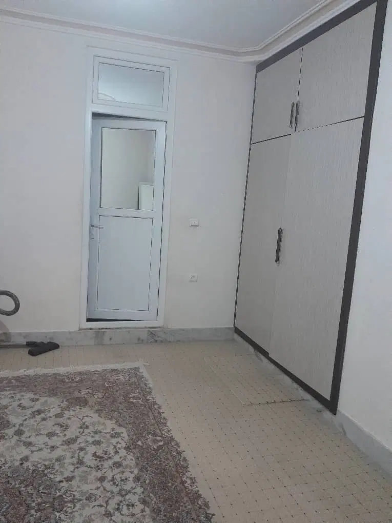 فروش سه طبقه کامل عبور مشترک در شهرک حسن اباد
