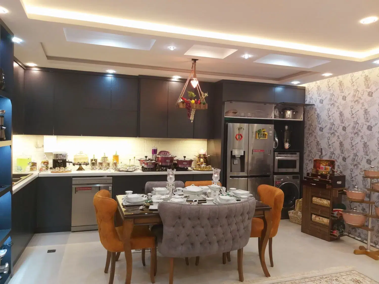 آپارتمان لوکس و لاکچری مناسب سرمایه گذاری
