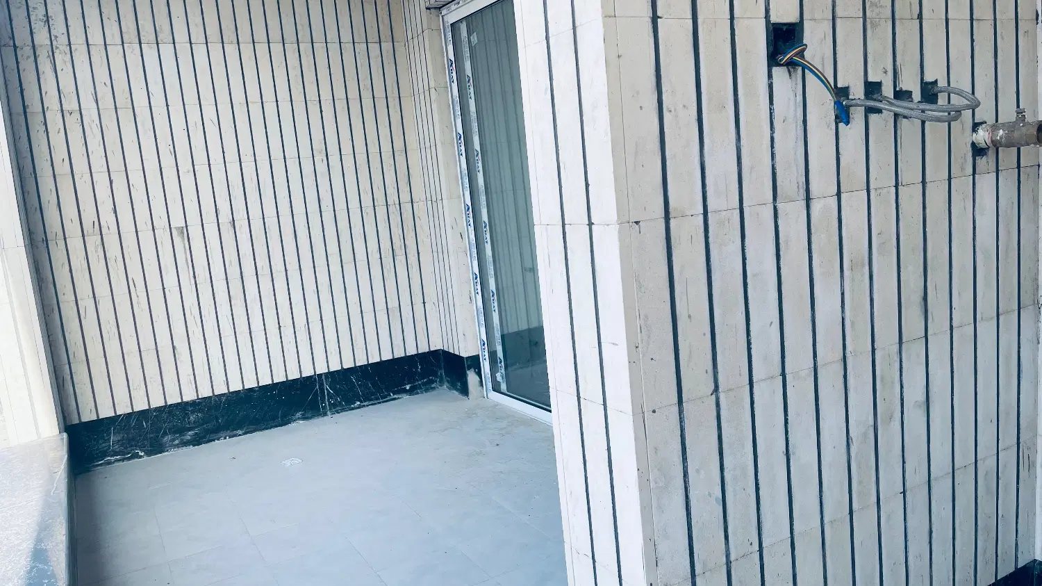 فروش واحد آپارتمان ۱۶۵متری
