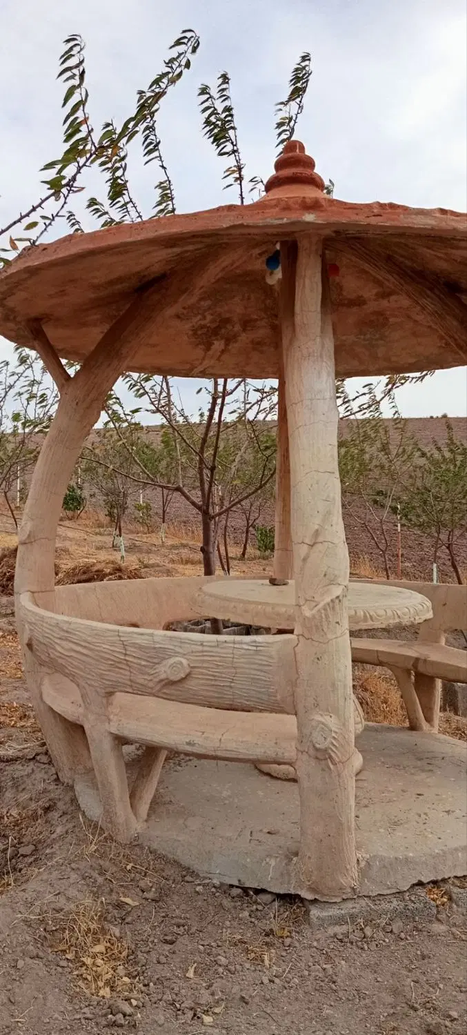 باغ درجاده ی امام زاده اباذر
