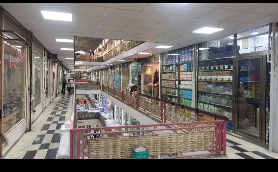 فروش مغازه درپاساژایران تبریز زیرزمین۱۲متری